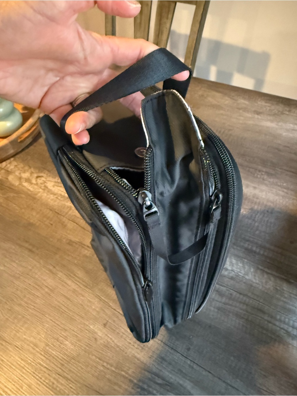 Compact Men's Travel Organizer Pouch - Black Gray